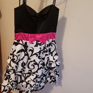 B. Darlin mini dress